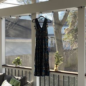 BRAND NEW OMIKA DRESS!!